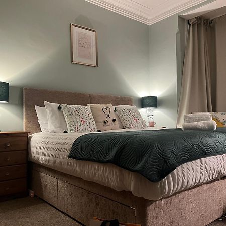Appartamento The Rose- Grd Floor, 2-5 Beds, Smarttv, Uni, Tram, M250 Fibre Nottingham Esterno foto
